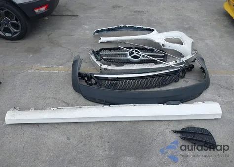 2019 Mercedes-Benz E 300 4Matic from USA, damaged, VIN WDDZF4KBXKA552653